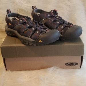 Keen mens sandals Newport H2